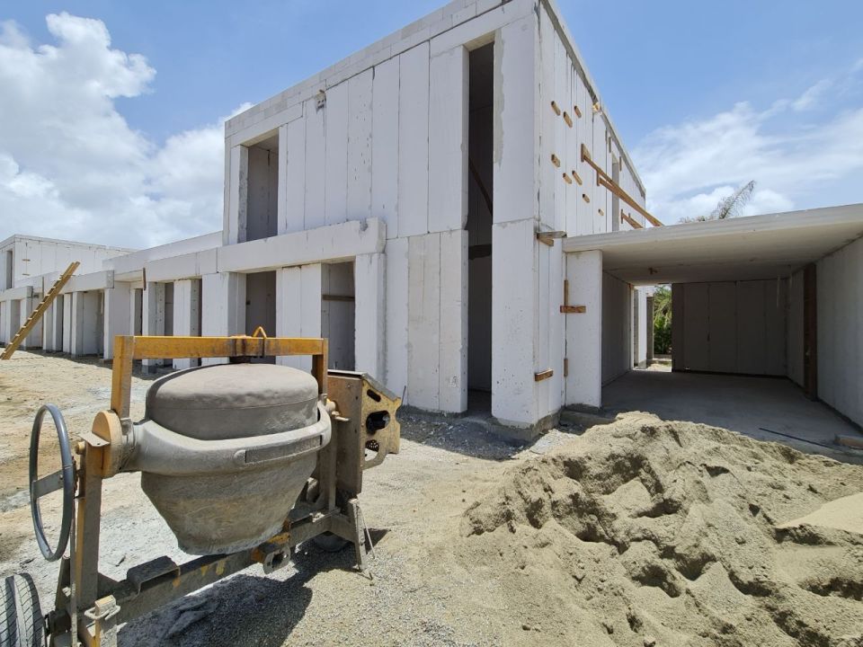 Image ALT