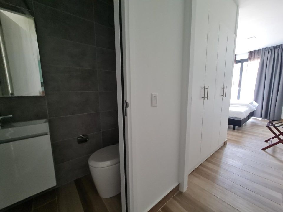 Image ALT