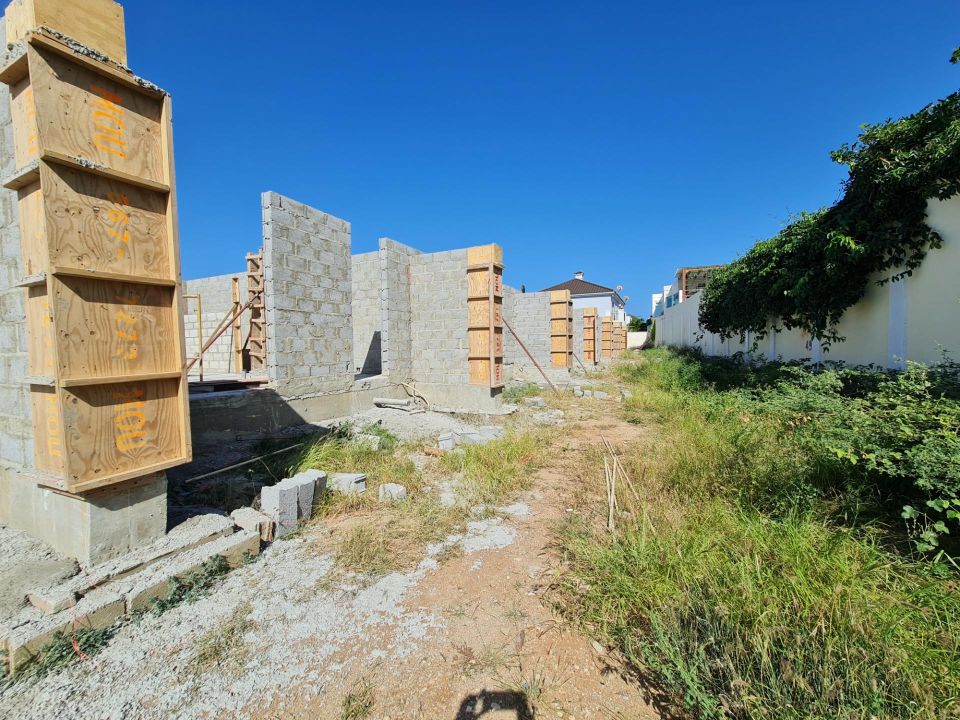 Image ALT